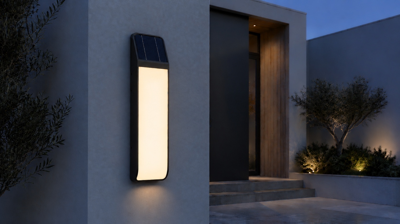 SOLVARE Rounded Solar Wall Light